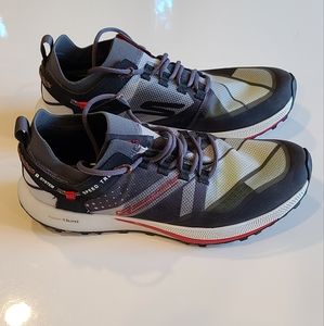 Skechers GoRun Speed Trail running shoes - Men's 10.5 - Like New